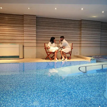 فندق Cosmopolitan & Wellness روس