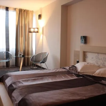 Cosmopolitan & Wellness 4* روس