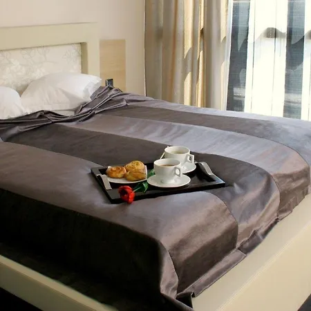 Cosmopolitan & Wellness Ruse