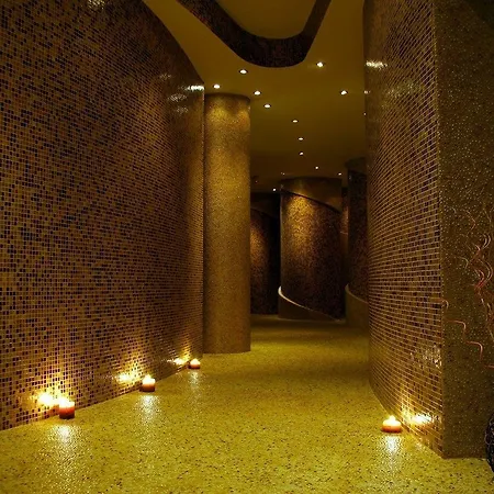 Cosmopolitan & Wellness 4*