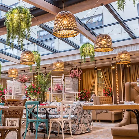 Hotel Cosmopolitan & Wellness Ruse