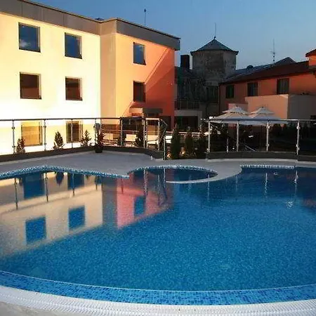 فندق Cosmopolitan & Wellness 4*