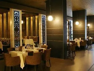 Ξενοδοχείο Cosmopolitan & Wellness