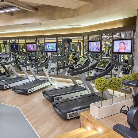 Cosmopolitan & Wellness
