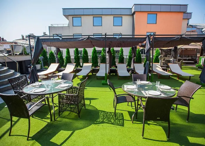 Cosmopolitan & Wellness Hotel 4*