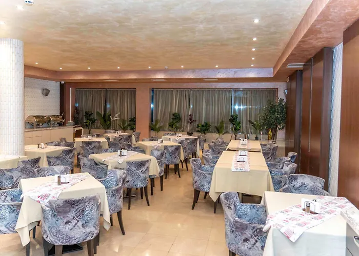 Cosmopolitan & Wellness Hotel Ruse