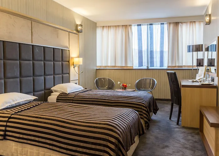 Cosmopolitan & Wellness Hotel 4*