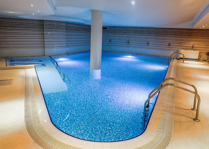 Cosmopolitan & Wellness