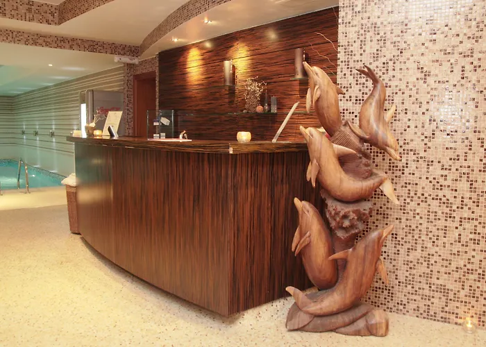 Hotel Cosmopolitan & Wellness 4*