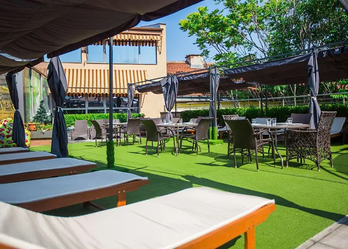 فندق Cosmopolitan & Wellness