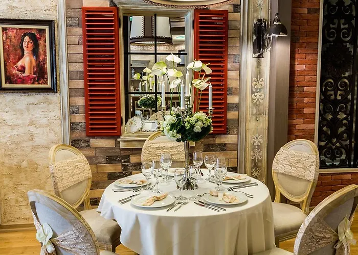 Cosmopolitan & Wellness Roese